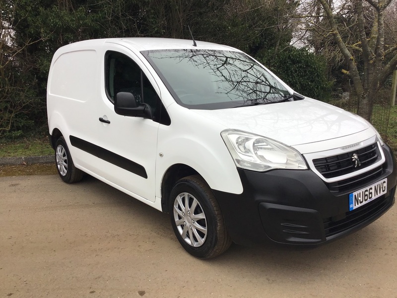 View PEUGEOT PARTNER HDI S L1 850