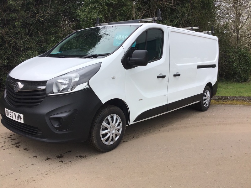 View VAUXHALL VIVARO L2H1 Long Wheelbase 2900 CDTI 120PS Euro  So ULEZ Compliant