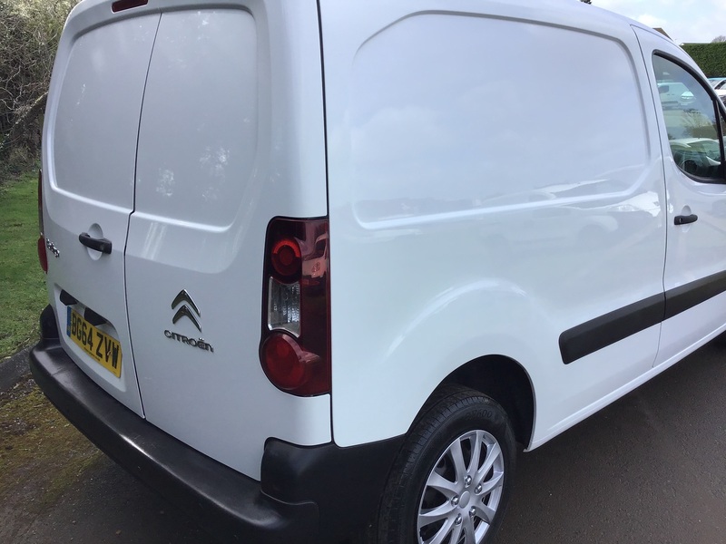 View CITROEN BERLINGO 625 X L1 HDI