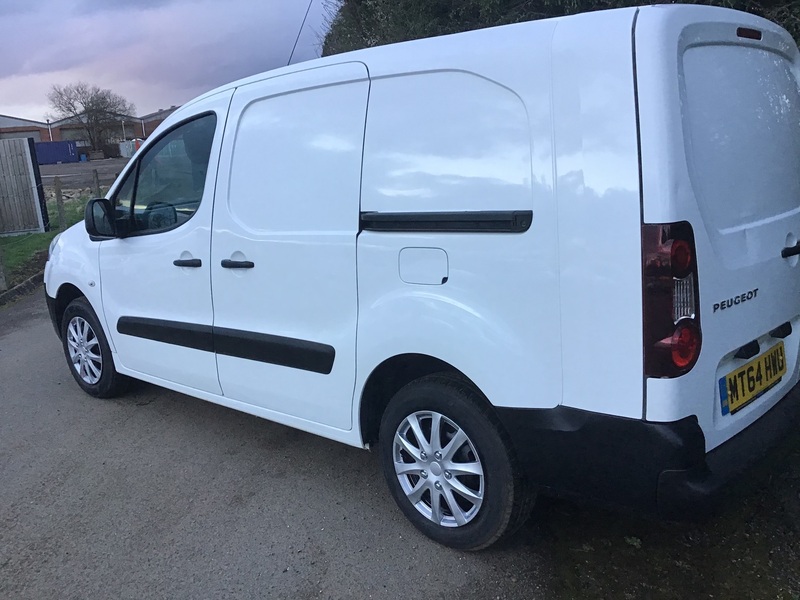 View PEUGEOT PARTNER Long Wheelbase 1.6HDI 92 BHP S L2 750