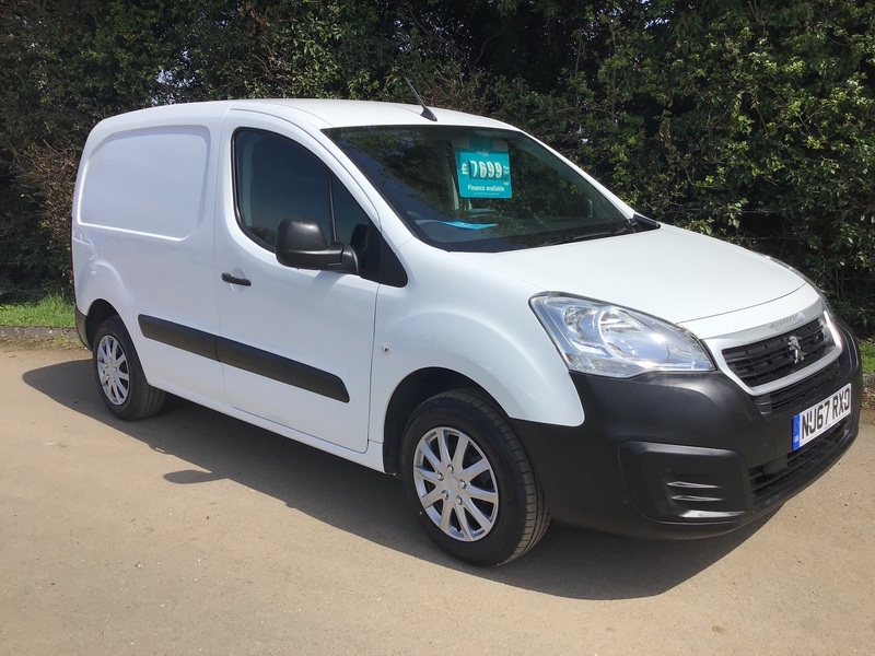 View PEUGEOT PARTNER BLUE HDI PROFESSIONAL L1 EURO 6 So ULEZ Compliant