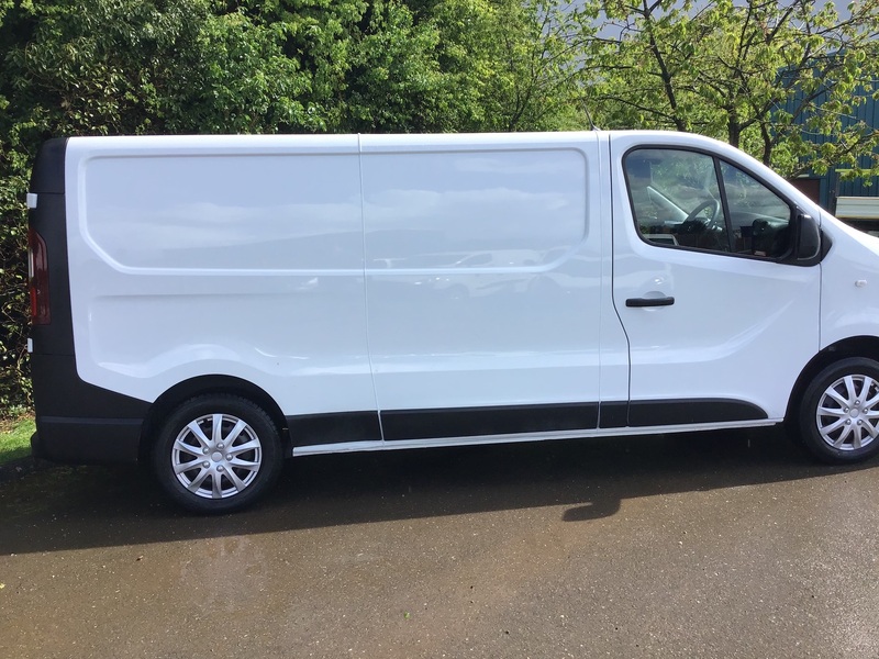 View VAUXHALL VIVARO L2H1 2900 CDTI 120PS EURO 6 ULEZ COMPLIANT LONG WHEEL BASE VAN, 1 OWNER, 54660 MILES