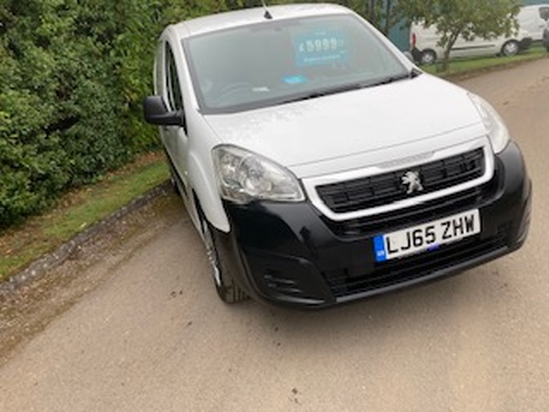 View PEUGEOT PARTNER 1.6 Litre HDI PROFESSIONAL 625