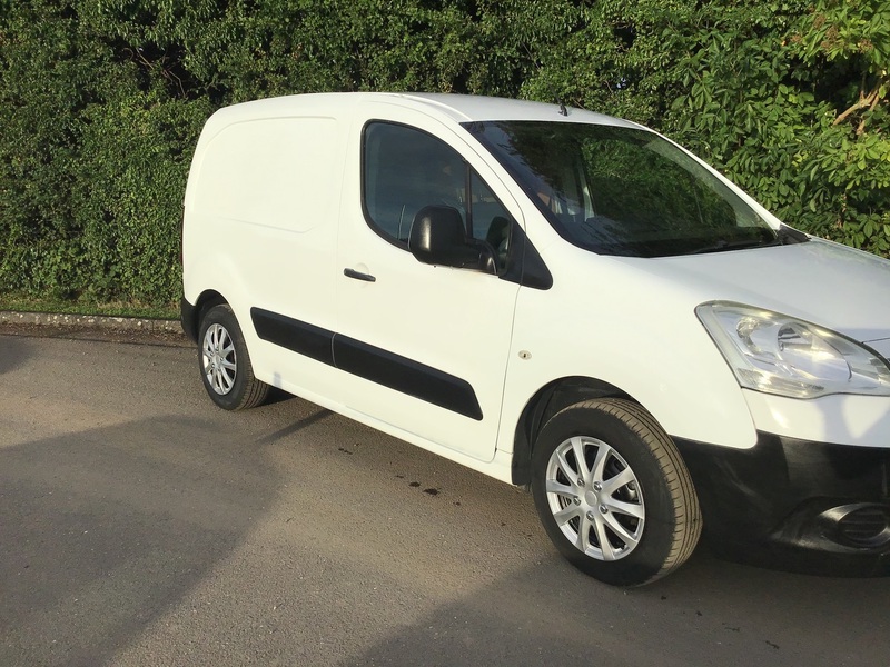 View CITROEN BERLINGO 625 LX L1 1.6 HDI 3 Seater NO VAT TO PAY