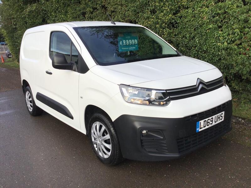 View CITROEN BERLINGO EURO 6 ULEZ COMPLIANT 1.5 Blue HDi 1000 Enterprise